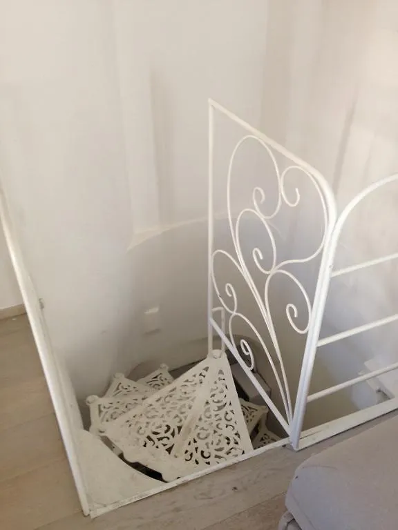 La Casetta Al Colosseo Apartment Rome